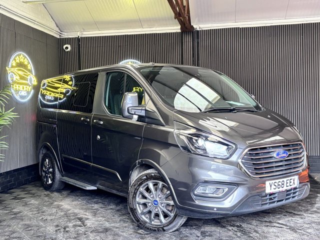 View our FORD TOURNEO CUSTOM