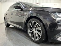 USED 2016 16 SKODA SUPERB 2.0 TSI Laurin & Klement Hatchback 5dr Petrol DSG Euro 6 (s/s) (220 ps) 2 keys, FSH, NAV, heated seats, DAB