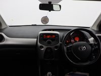 USED 2018 67 TOYOTA AYGO 1.0 VVT-i x-play Hatchback 5dr Petrol Manual Euro 6 (68 ps) BLUETOOTH | ISOFIX | AIR CON