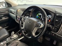 USED 2018 18 MITSUBISHI OUTLANDER 2.0h 12kWh 4h SUV 5dr Petrol Plug-in Hybrid CVT 4WD Euro 6 (s/s) (200 ps) 2 keys, 360 camera, cruise, DAB