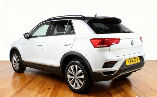 2018 VOLKSWAGEN T-ROC - Photo 8