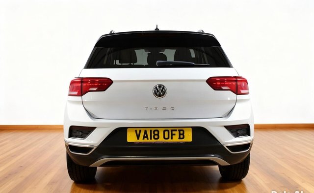2018 VOLKSWAGEN T-ROC - Photo 7