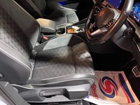 USED 2024 24 VOLKSWAGEN GOLF 2.0 TDI R-Line Hatchback 5dr Diesel DSG Euro 6 (s/s) (150 ps) Discover Nav. Adaptive Cruise.