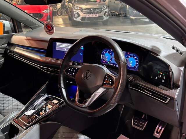 2024 VOLKSWAGEN GOLF 2.0 TDI R-Line Hatchback 5dr Diesel DSG Euro 6 (s/s) (150 ps) Discover Nav. Adaptive Cruise. - Photo 12