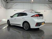 USED 2020 70 HYUNDAI IONIQ 38.3kWh Premium Hatchback 5dr Electric Auto (136 ps) 2 keys, digi dash, reverse cam, NAV