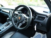 USED 2014 64 PORSCHE MACAN 3.0 TD V6 S SUV 5dr Diesel PDK 4WD Euro 6 (s/s) (258 ps) MASSIVE SPEC LOW MILEAGE SAT NAV
