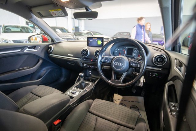 2017 Audi A3 1.6L Sport 5dr - Photo 3