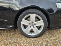 USED 2009 59 VOLKSWAGEN PASSAT 2.0 TDI R-Line Saloon 4dr Diesel DSG Euro 5 (140 ps) www.suffolkcarcentre.co.uk - Located at Reydon