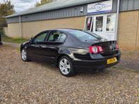 USED 2009 59 VOLKSWAGEN PASSAT 2.0 TDI R-Line Saloon 4dr Diesel DSG Euro 5 (140 ps) www.suffolkcarcentre.co.uk - Located at Reydon