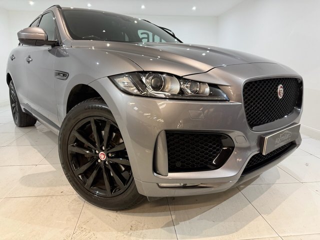 2020 JAGUAR F-PACE - Photo 5