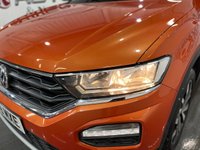 USED 2019 69 VOLKSWAGEN T-ROC 1.5 TSI GPF EVO Design SUV 5dr Petrol Manual Euro 6 (s/s) (150 ps) 2 keys, reverse camera, NAV, cruise