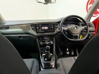 USED 2019 69 VOLKSWAGEN T-ROC 1.5 TSI GPF EVO Design SUV 5dr Petrol Manual Euro 6 (s/s) (150 ps) 2 keys, reverse camera, NAV, cruise