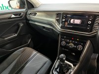 USED 2019 69 VOLKSWAGEN T-ROC 1.5 TSI GPF EVO Design SUV 5dr Petrol Manual Euro 6 (s/s) (150 ps) 2 keys, reverse camera, NAV, cruise