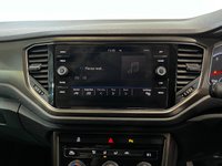 USED 2019 69 VOLKSWAGEN T-ROC 1.5 TSI GPF EVO Design SUV 5dr Petrol Manual Euro 6 (s/s) (150 ps) 2 keys, reverse camera, NAV, cruise