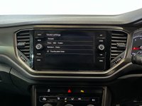 USED 2019 69 VOLKSWAGEN T-ROC 1.5 TSI GPF EVO Design SUV 5dr Petrol Manual Euro 6 (s/s) (150 ps) 2 keys, reverse camera, NAV, cruise