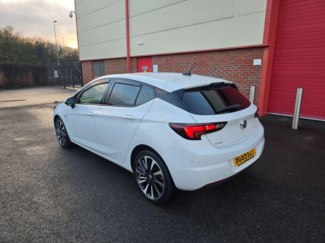 2020 VAUXHALL ASTRA - Photo 7