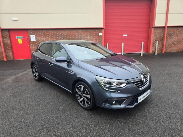 2019 RENAULT MEGANE - Photo 11
