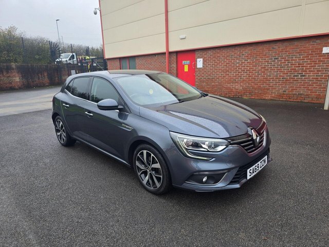 2019 RENAULT MEGANE - Photo 5