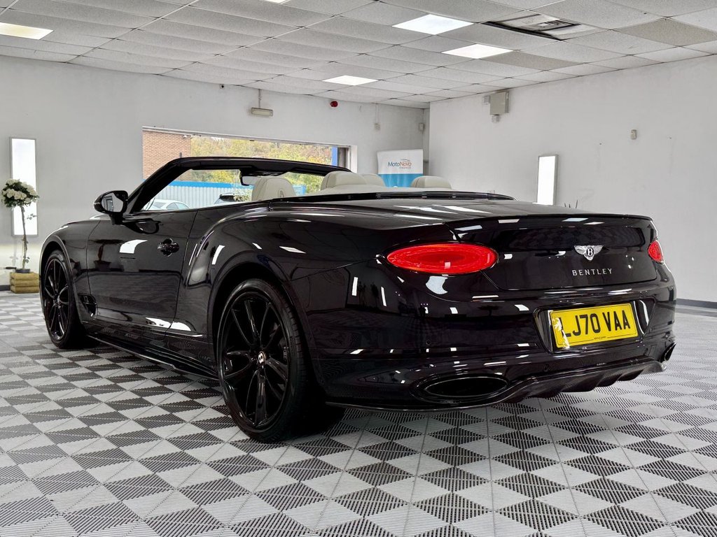 USED 2020 70 BENTLEY CONTINENTAL 6.0 W12 GTC Convertible 2dr Petrol Auto 4WD Euro 6 (635 ps) 