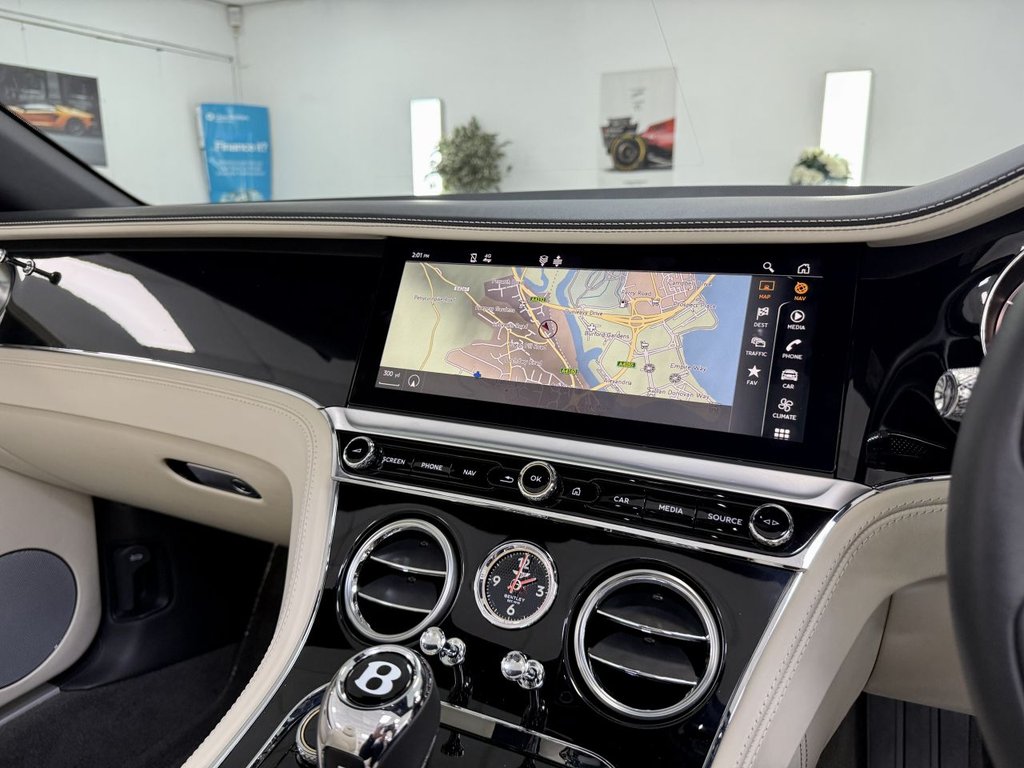 USED 2020 70 BENTLEY CONTINENTAL 6.0 W12 GTC Convertible 2dr Petrol Auto 4WD Euro 6 (635 ps) 