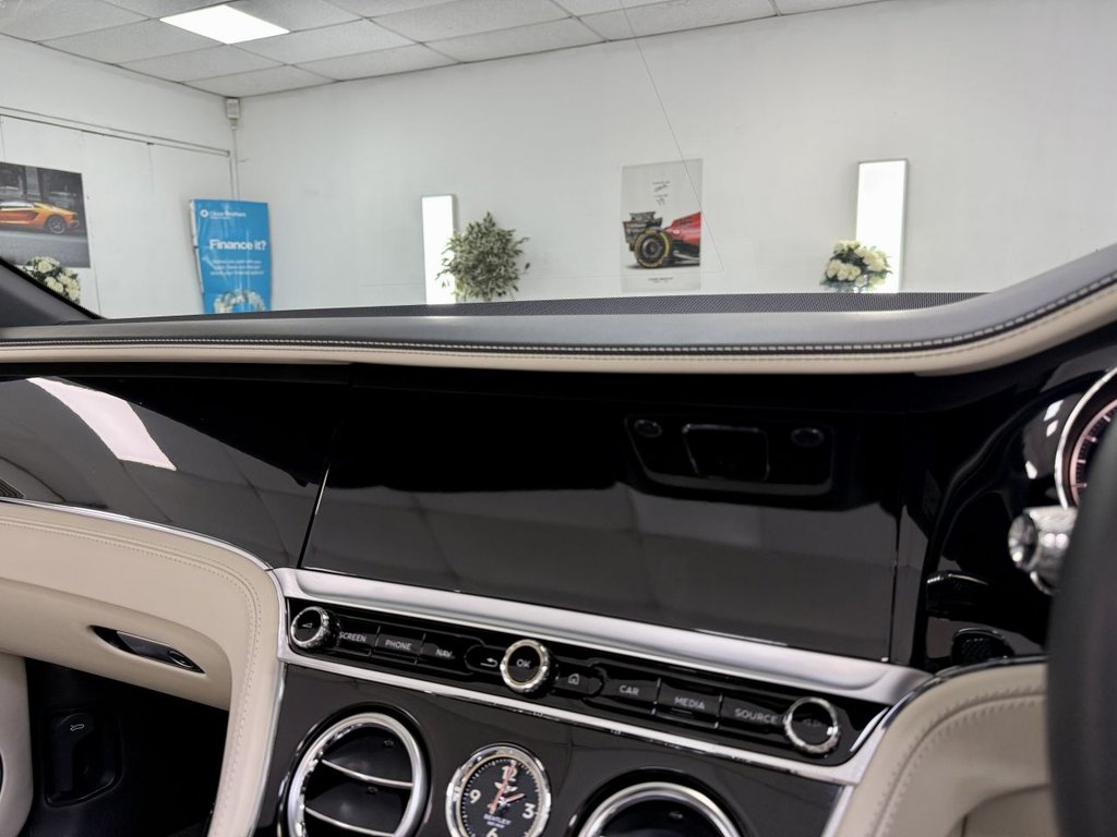 USED 2020 70 BENTLEY CONTINENTAL 6.0 W12 GTC Convertible 2dr Petrol Auto 4WD Euro 6 (635 ps) 