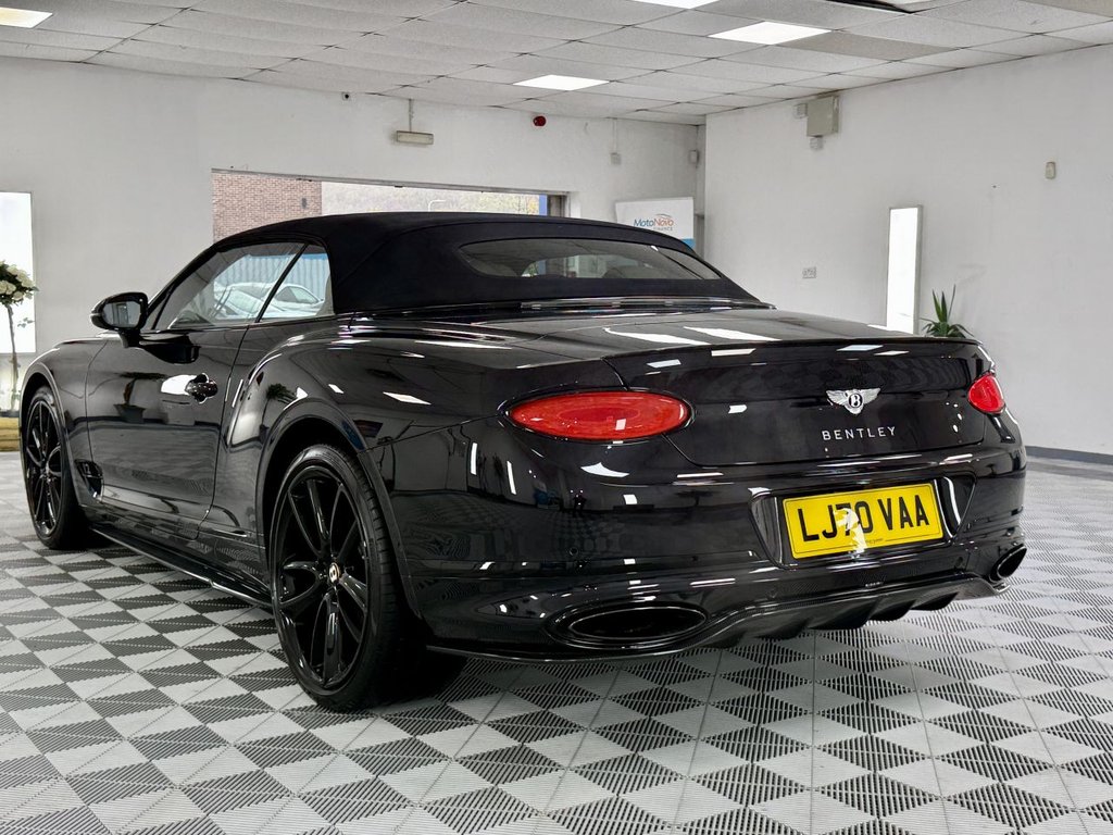 USED 2020 70 BENTLEY CONTINENTAL 6.0 W12 GTC Convertible 2dr Petrol Auto 4WD Euro 6 (635 ps) 