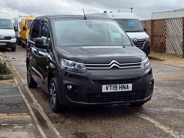 View our CITROEN BERLINGO