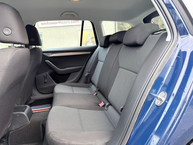 2015 Skoda Octavia 1L S 5dr - Photo 7