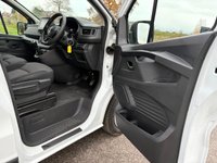 USED 2023 72 RENAULT TRAFIC 2.0 dCi Blue SL28 Business+ Panel Van 5dr Diesel Manual L1 H1 Euro 6 (s/s) (130 ps) READY TO GO EXCELLENT CONDITION