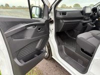 USED 2023 72 RENAULT TRAFIC 2.0 dCi Blue SL28 Business+ Panel Van 5dr Diesel Manual L1 H1 Euro 6 (s/s) (130 ps) READY TO GO EXCELLENT CONDITION