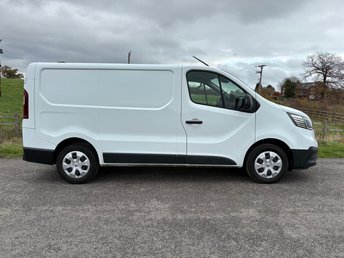 2023 RENAULT TRAFIC
