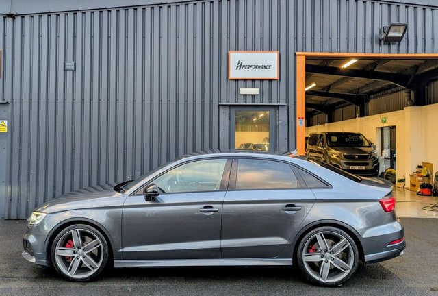 2018 AUDI S3 - Photo 6