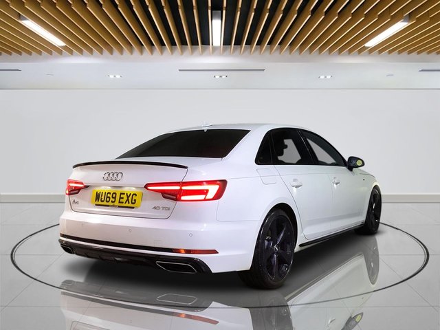 2019 Audi A4 2L Black Edition 4dr - Photo 8