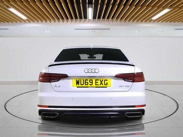 2019 Audi A4 2L Black Edition 4dr - Photo 7