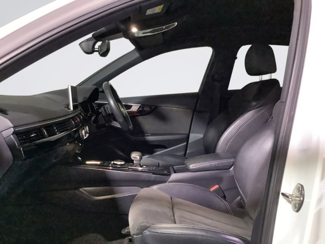 2019 Audi A4 2L Black Edition 4dr - Photo 12