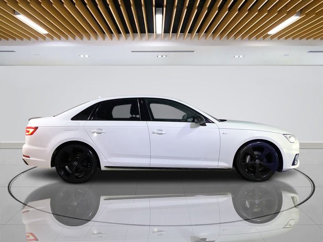 2019 Audi A4 2L Black Edition 4dr - Photo 9