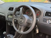 USED 2009 59 VOLKSWAGEN POLO 1.4 SE Hatchback 5dr Petrol Manual Euro 5 (85 ps) 