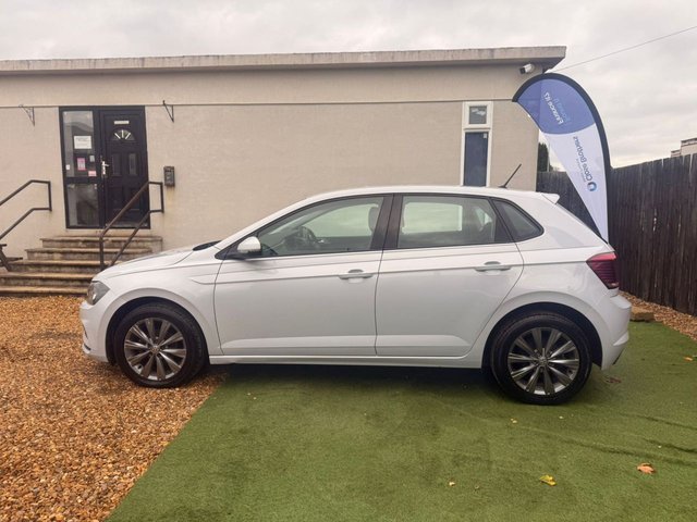 2019 VOLKSWAGEN POLO - Photo 11