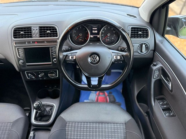 2016 VOLKSWAGEN POLO - Photo 3