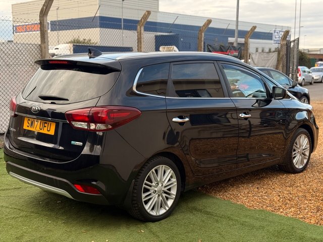 2017 KIA CARENS - Photo 2