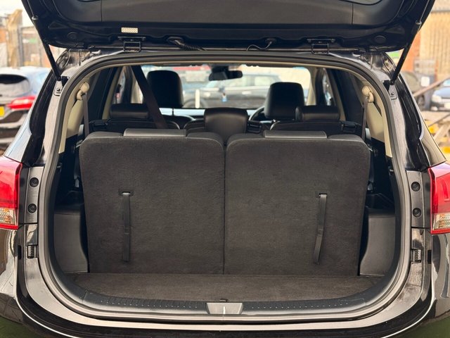 2017 KIA CARENS - Photo 4