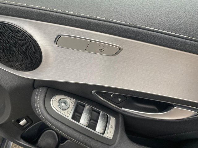 2015 Mercedes-Benz C-CLASS - Photo 12