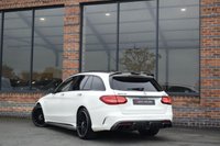 USED 2017 66 MERCEDES-BENZ C-CLASS 4.0 C63 V8 BiTurbo AMG (Premium) Estate 5dr Petrol SpdS MCT Euro 6 (s/s) (476 ps) FULL CARBON KIT / MEGA SPEC!!