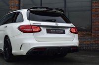 USED 2017 66 MERCEDES-BENZ C-CLASS 4.0 C63 V8 BiTurbo AMG (Premium) Estate 5dr Petrol SpdS MCT Euro 6 (s/s) (476 ps) FULL CARBON KIT / MEGA SPEC!!