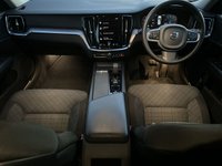 USED 2022 71 VOLVO V60 2.0 B3 MHEV Momentum Estate 5dr Petrol Hybrid DCT Auto Euro 6 (s/s) (163 ps) SAT NAV, HEATED SEATS, REAR CAMERA