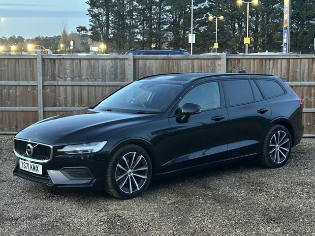 2022 VOLVO V60