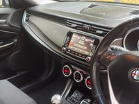 USED 2015 65 ALFA ROMEO GIULIETTA 1.6 JTDM-2 Business Edition Hatchback 5dr Diesel Manual Euro 6 (s/s) (120 bhp) 