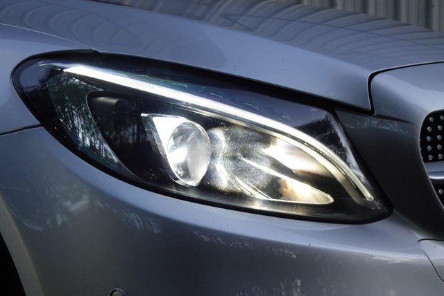 2017 MERCEDES-BENZ C-CLASS 2.1 C250d AMG Line (Premium Plus) Coupe 2dr Diesel G-Tronic+ Euro 6 (s/s) (204 ps) - Photo 5