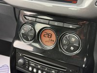 USED 2015 15 CITROEN C3 1.2 PureTech Exclusive Hatchback 5dr Petrol Manual Euro 6 (s/s) (110 ps) AUX, AIR CON, LOW MILEAGE