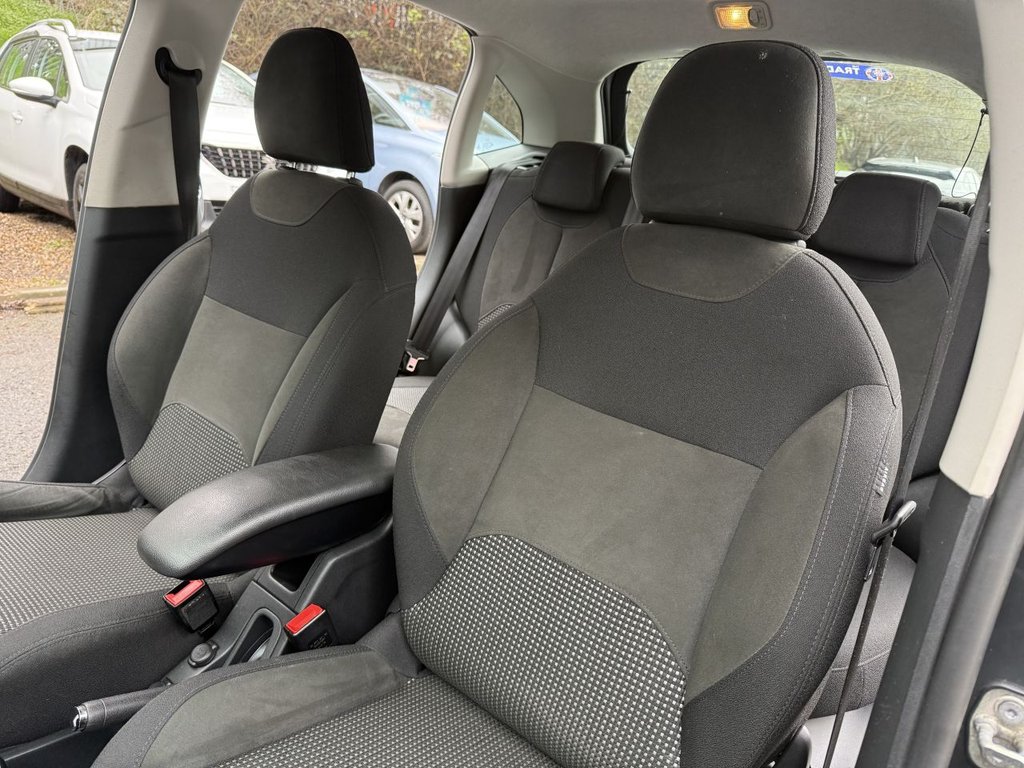USED 2015 15 CITROEN C3 1.2 PureTech Exclusive Hatchback 5dr Petrol Manual Euro 6 (s/s) (110 ps) AUX, AIR CON, LOW MILEAGE